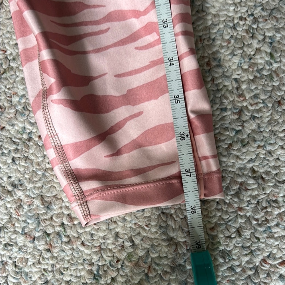 Good American Pink and Brown Leggings with Animal Print - Picture 9 of 10